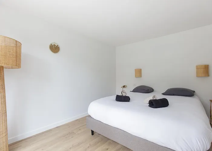 Familiale Proche Port Et Villa