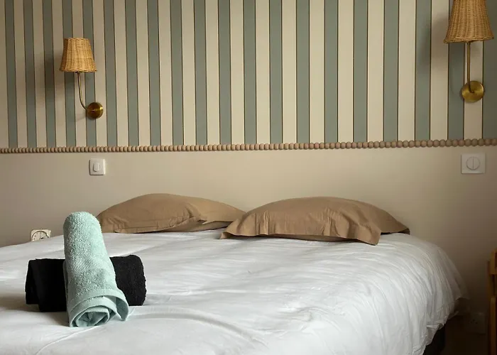 Familiale Proche Port Et *